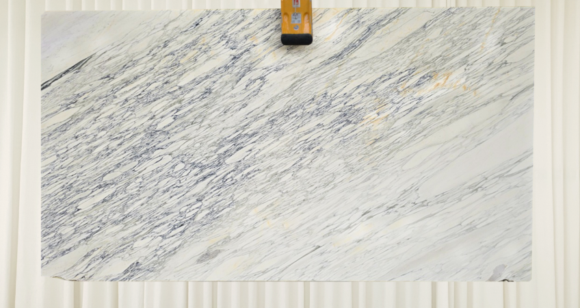 Calacatta Monet  